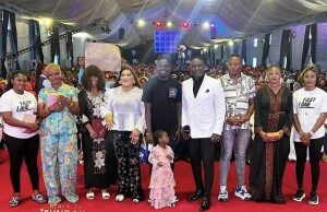 Nigerians applaud Prophet Jeremiah Fufeyin for his philanthropic efforts during a time of widespread hardship in the country